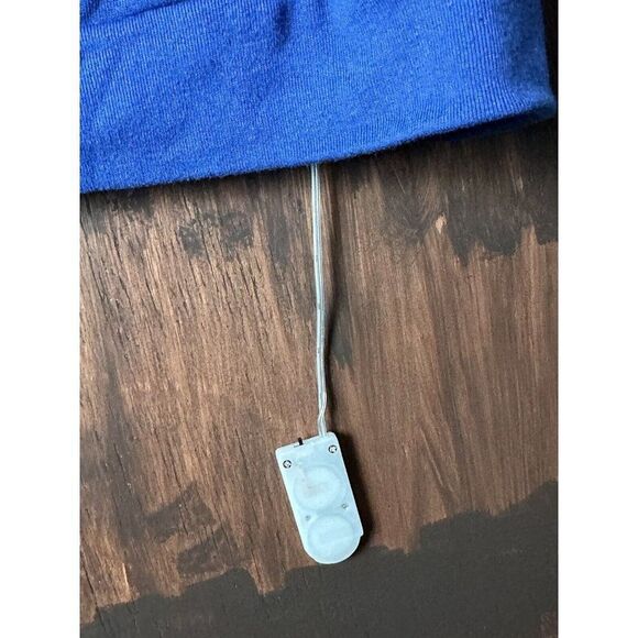 Disney Merry Stitchmas Sweatshirt Womens 2XL XXL Blue Christmas Blinking‎ Lights - Picture 6 of 7